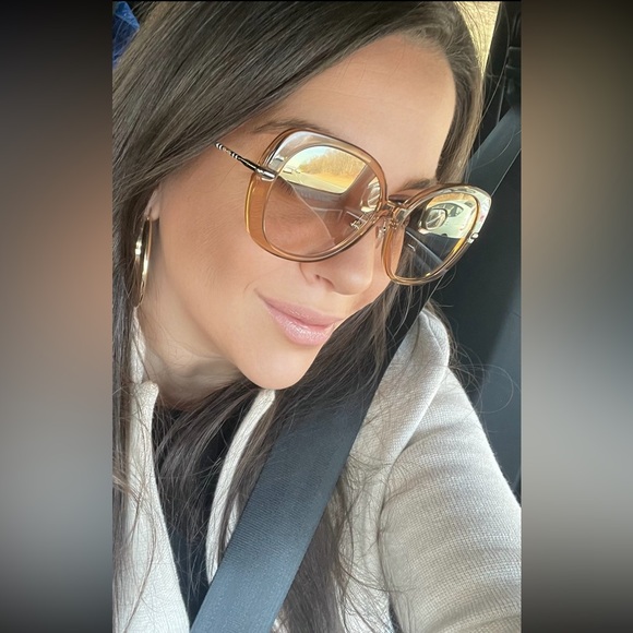 BURBERRY Sunglasses/ Sunnies. Clear brown frame! Logo print on sides! NWT - Picture 1 of 10